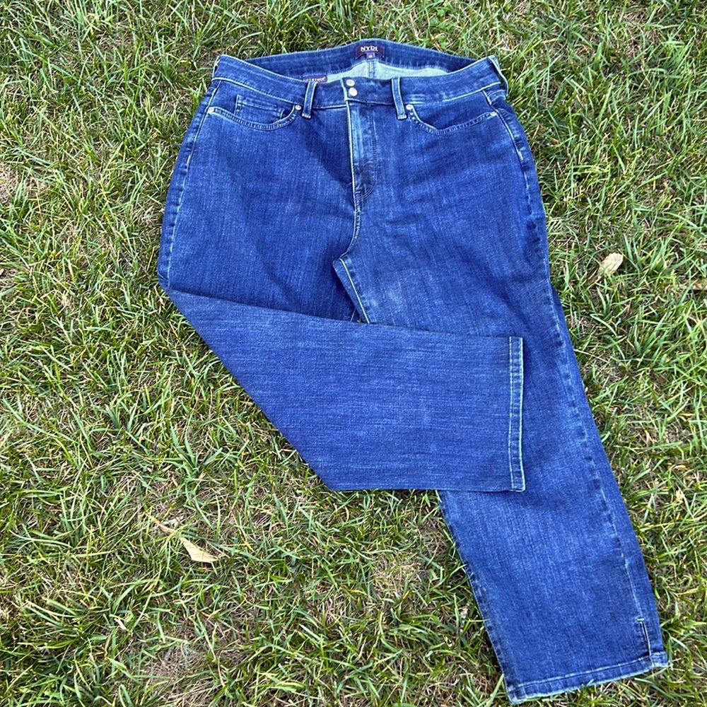 NYDJ jeans 👖 see photos for measurements “cool embrace”